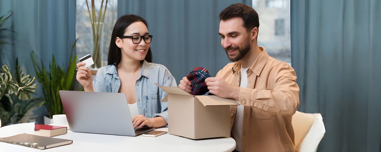 Ứng Dụng Nghiên Cứu Thị Trường Ngành Thương Mại Điện Tử Việt Nam